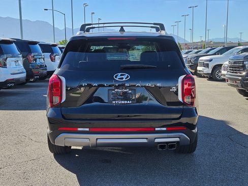Used 2023 Hyundai Palisade SEL w/ Premium Package AWD/4WD image 4