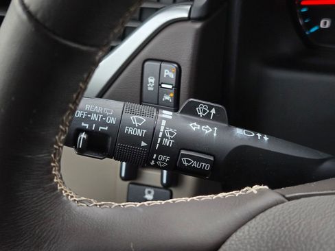 Used 2017 Chevrolet Tahoe LT image 33