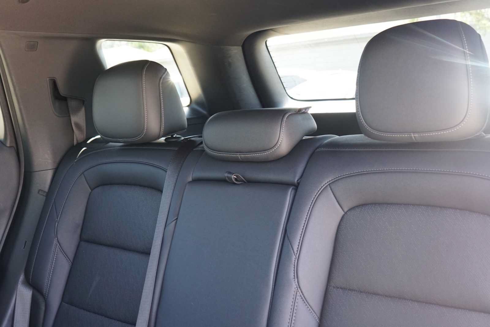 Used 2025 Chevrolet Equinox LT w/ Convenience Package II FWD image 20