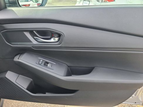 Used 2023 Honda Accord EX image 23