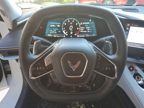 Used 2024 Chevrolet Corvette Stingray Premium Conv w/ Z51 Performance Package image 27