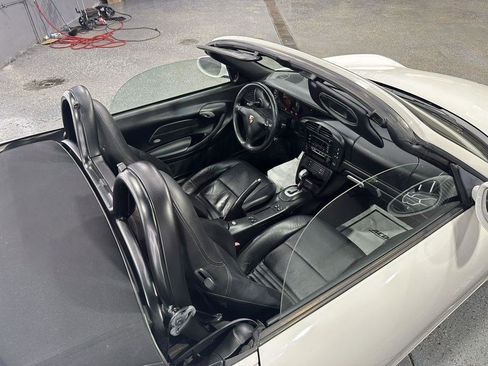 Used 2003 Porsche Boxster RWD image 31