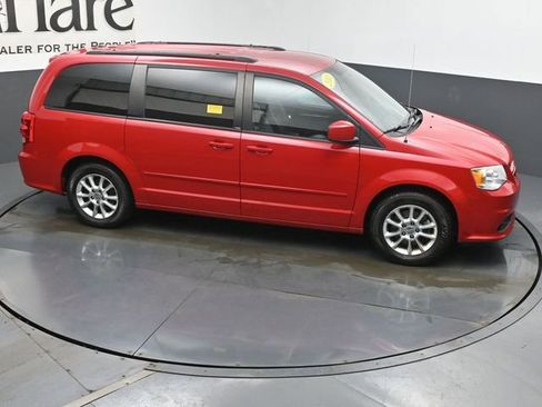 Used 2013 Dodge Grand Caravan R/T w/ Trailer Tow Group image 39