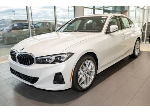 New 2026 BMW 330i xDrive Sedan w/ Premium Package image 43