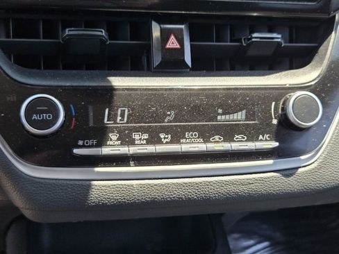 Used 2023 Toyota Corolla LE w/ LE Convenience Package FWD image 24