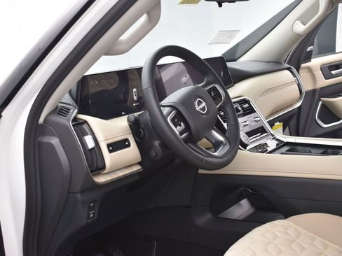 New 2026 Nissan Armada Platinum image 7