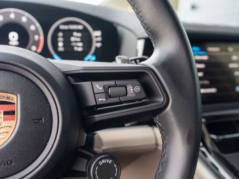 Certified 2025 Porsche Panamera 4 AWD/4WD image 21