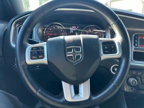 Used 2014 Dodge Charger SE w/ Connectivity Group RWD image 15