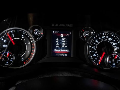 Used 2024 RAM 3500 Big Horn w/ Sport Appearance Package AWD/4WD image 19