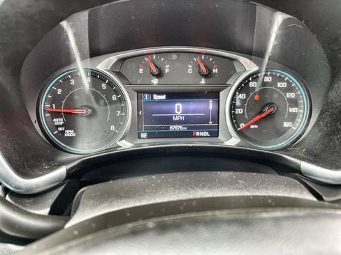 Used 2021 Chevrolet Equinox LT AWD/4WD image 11