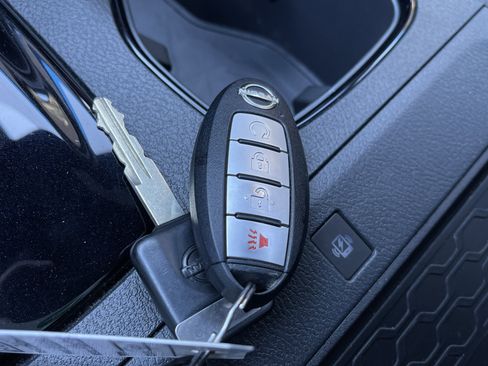 Used 2023 Nissan Frontier PRO-4X w/ Pro Convenience Package image 45