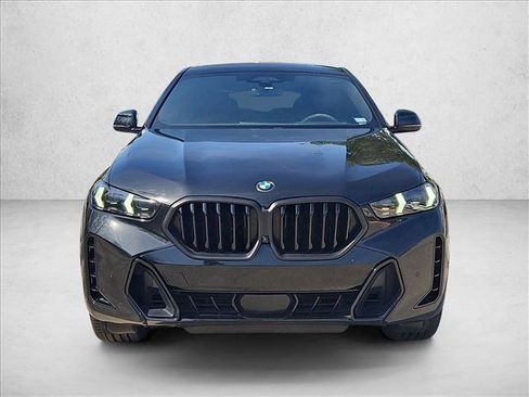 Used 2024 BMW X6 xDrive40i w/ Executive Package image 2