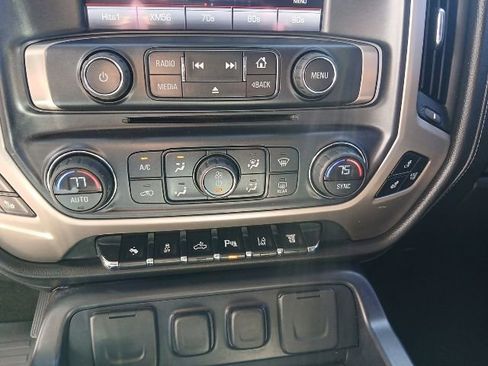 Used 2015 GMC Sierra 2500 Denali w/ Duramax Plus Package AWD/4WD image 40