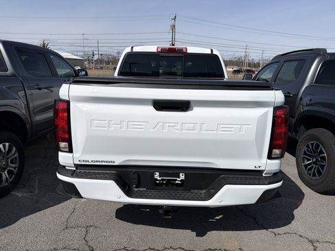 Used 2024 Chevrolet Colorado LT w/ LT Convenience Package AWD/4WD image 6