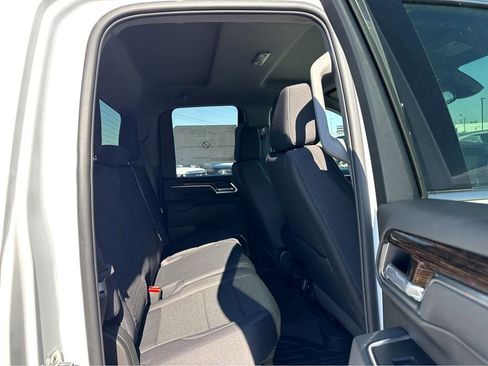 New 2026 GMC Sierra 2500 SLE AWD/4WD image 6
