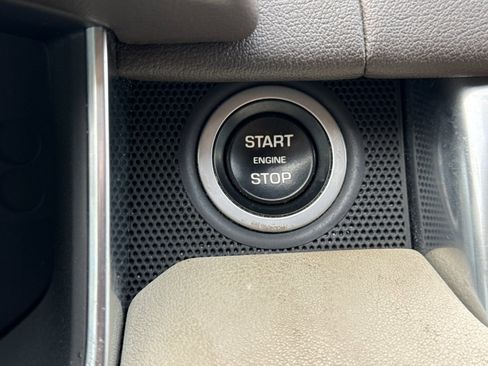 Used 2017 Land Rover Range Rover Sport HSE image 22