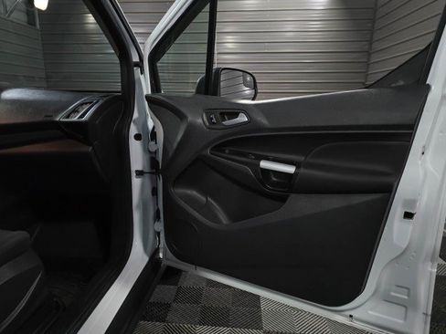 Used 2016 Ford Transit Connect XLT image 30