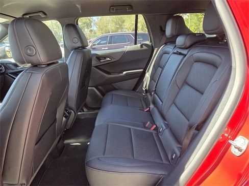 New 2026 Chevrolet Equinox LT w/ Convenience Package II image 16