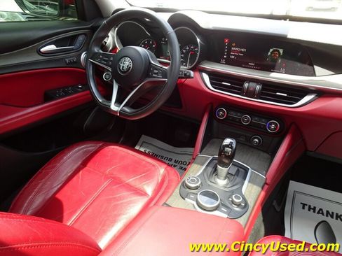 Used 2018 Alfa Romeo Stelvio Ti AWD/4WD image 15