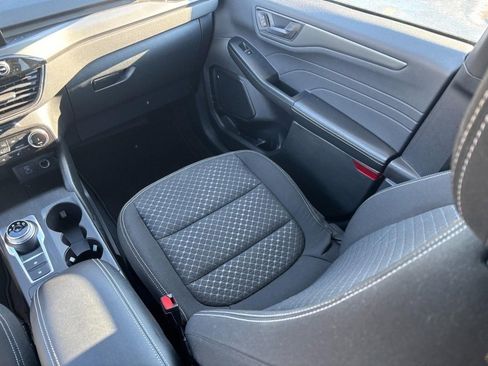 Used 2023 Ford Escape Active image 22