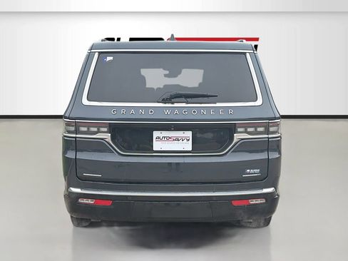 Used 2023 Jeep Grand Wagoneer Series II w/ Flexible Seating Group AWD/4WD image 6