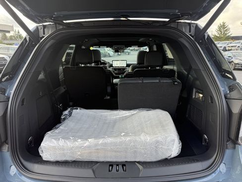 New 2026 Ford Explorer ST w/ Sun And Sound Package image 8