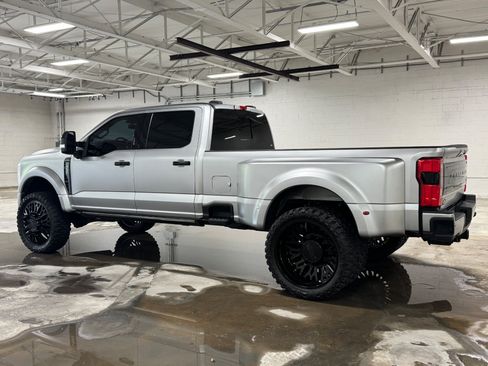 Used 2024 Ford F450 Platinum w/ Camper Package AWD/4WD image 26
