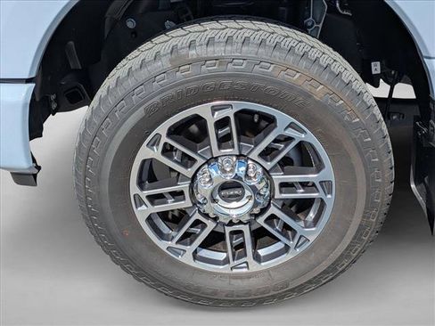 Used 2024 Ford F250 Limited w/ FX4 Off-Road Package image 23