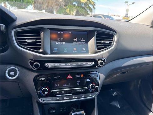 Used 2019 Hyundai Ioniq Blue image 14
