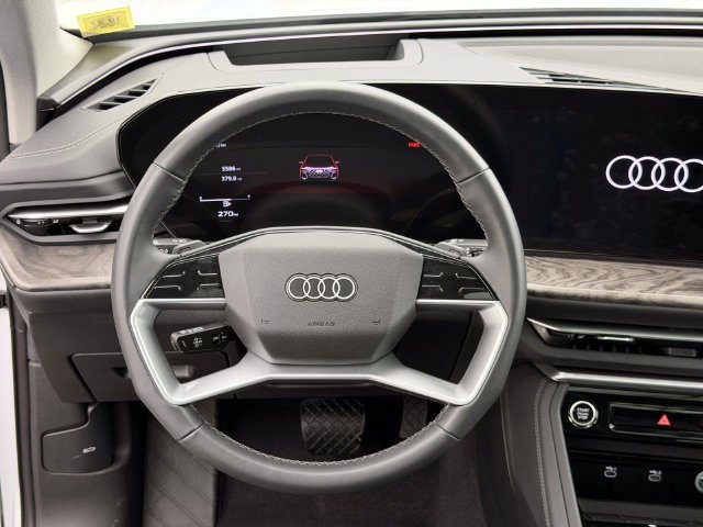 Used 2025 Audi Q5 Premium Plus AWD/4WD image 14