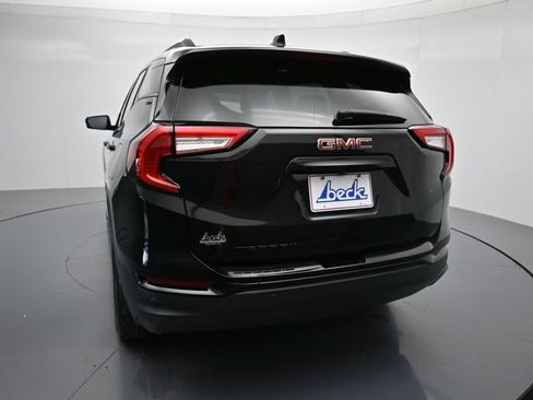 Used 2023 GMC Terrain SLT w/ Tech Package FWD image 24