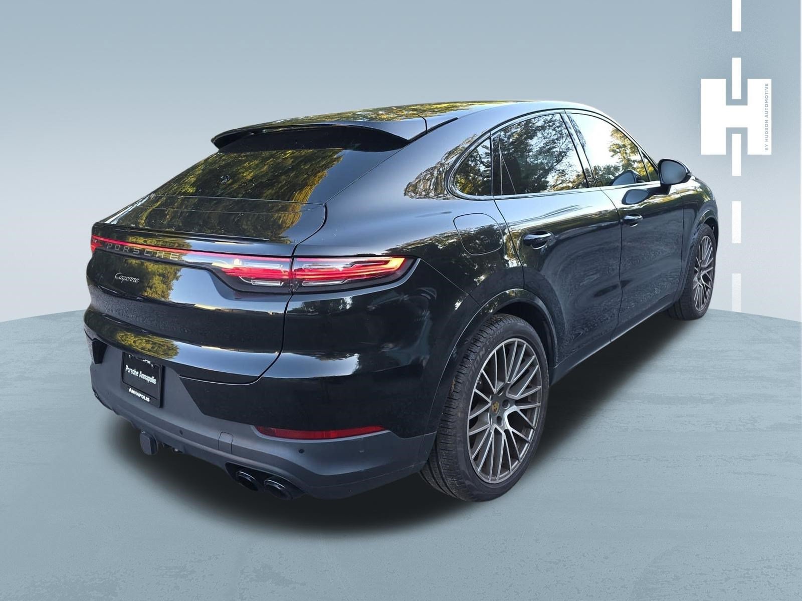 Used 2023 Porsche Cayenne Platinum Edition AWD/4WD image 4