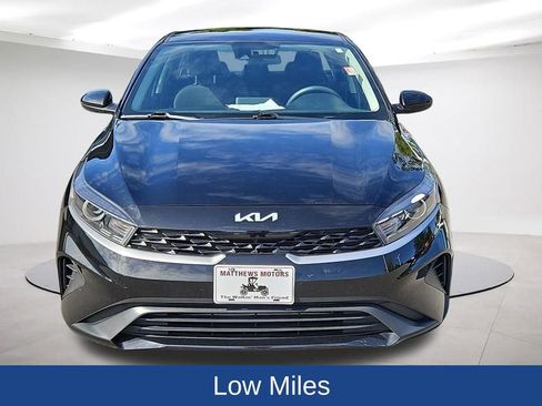 Used 2023 Kia Forte LXS image 2