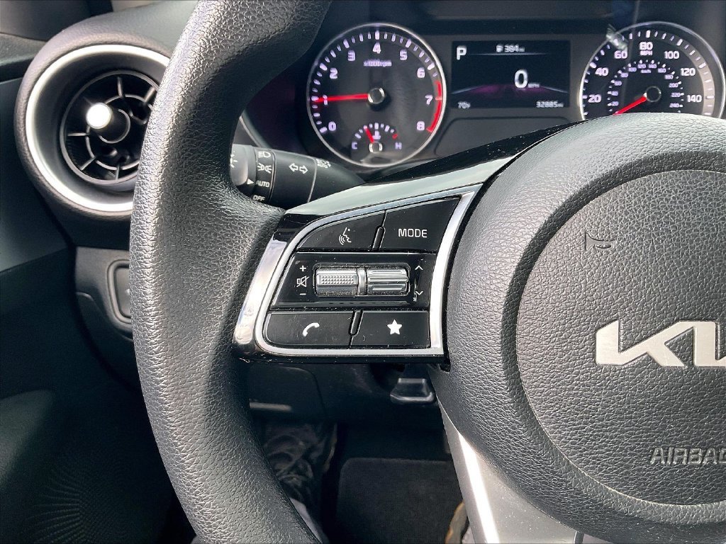 Certified 2023 Kia Forte LXS w/ LXS Technology Package FWD image 21