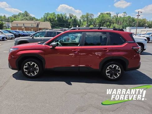Used 2025 Subaru Forester Premium w/ Convenience Package #1 AWD/4WD image 4