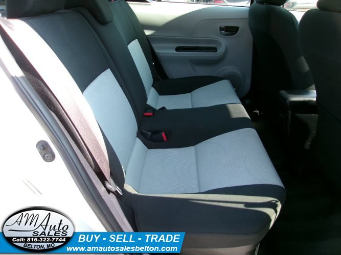 Used 2014 Toyota Prius C Two FWD image 15