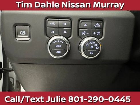 Used 2023 GMC Sierra 1500 AT4 w/ Technology Package AWD/4WD image 24
