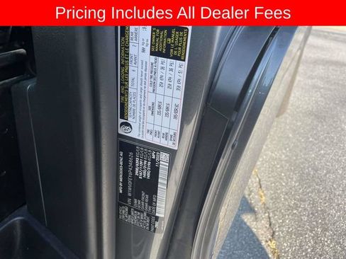 Used 2023 Mercedes-Benz Metris Passenger image 35