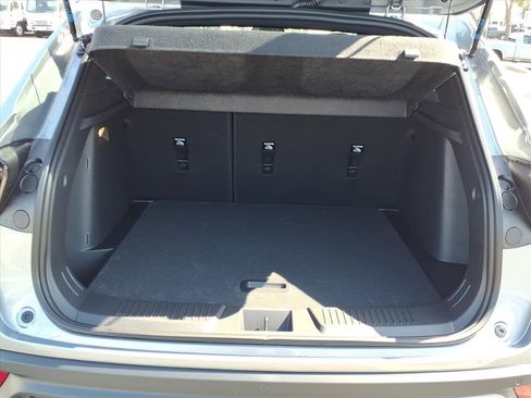 New 2026 Chevrolet Trax RS image 10