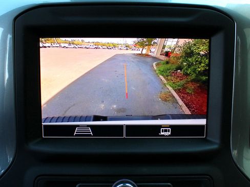 Used 2024 Chevrolet Silverado 2500 Custom w/ Custom Convenience Package image 27