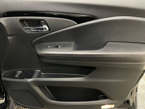 Used 2019 Honda Ridgeline Black Edition image 41