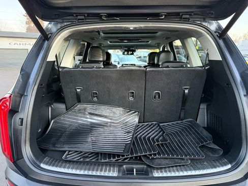 Used 2020 Kia Telluride SX w/ SX Prestige Package image 22