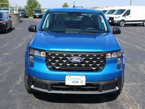 New 2025 Ford Maverick XLT image 8