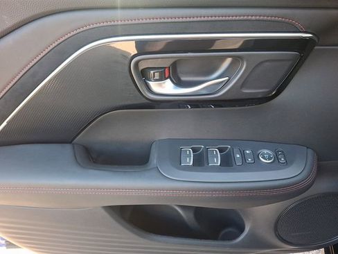 Certified 2025 Acura ADX A-Spec image 12