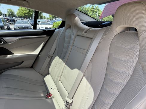 Used 2023 BMW 840i Gran Coupe RWD image 33