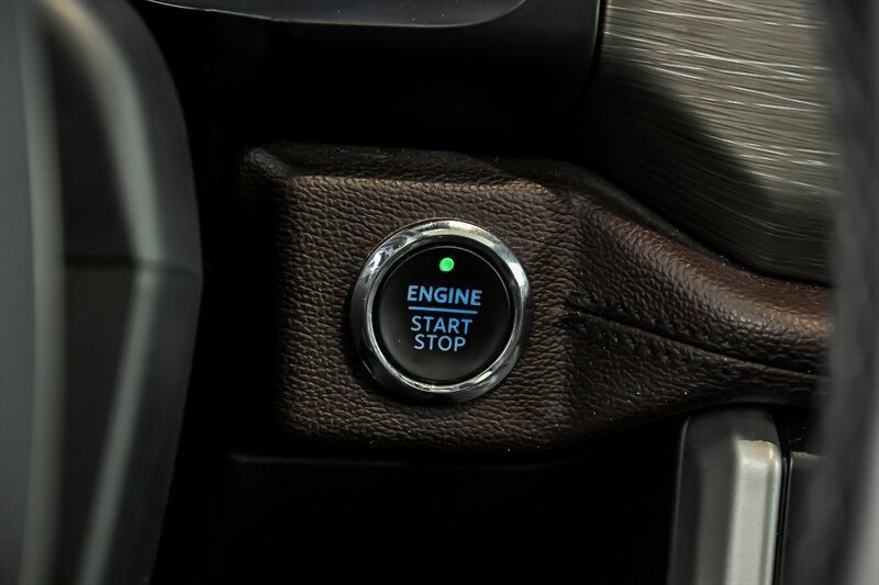 Used 2022 Ford Expedition Limited AWD/4WD image 25