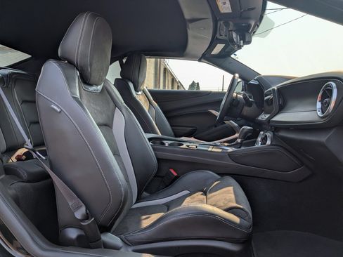 Used 2023 Chevrolet Camaro SS RWD image 6