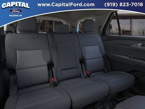New 2026 Ford Explorer Active RWD image 11