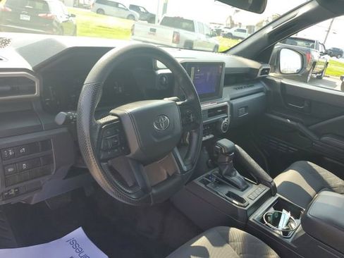 Used 2024 Toyota Tacoma SR image 8