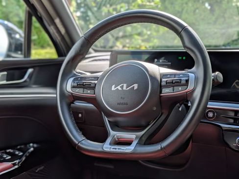 Used 2025 Kia K5 GT-Line w/ GT-Line Premium Package FWD image 14